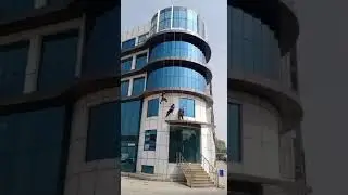 glass facade cleaning