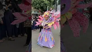 Kostum Batik Karnival cantik