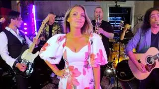 'Morning Train (Nine to Five)' Full Live Band Rendition | Sing It Live