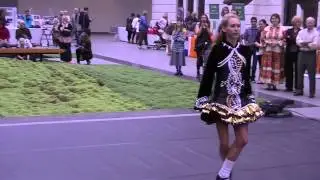 Solo Irish dancer from Murphy Irish Dancers