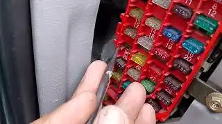 Los limpiaparabrisas de mi Ford Explorer no funcionan