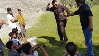 💃🌄 Yasin Valley | Local Cultural Dance | Pure Alganiwar 🎶| Gilgit-Baltistan cultural dance