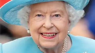 There Were Only Two Royals At The Queen's Bedside When She Died