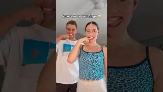 😂😂 here&rsquo;s a tutorial on how to smile perfectly!! #fypシ #funny #trend #smile #couple #viral