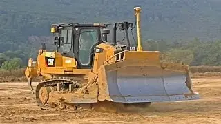 Cat D7E work on hightway