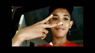 Tugas membuat vlog bertema kegiatanku sehari hari 