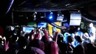 CTOAFN - Noisia - Machine Gun (16bit remix) - MIss Libertines 08/01/11