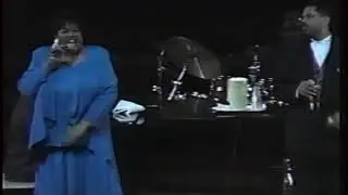 The Richard Smallwood Singers feat. Jackie Ruffin & Carolene Adams - 
