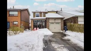 43 Mammoth Hall Trail, Toronto