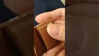 American tries Lindt Hello Vegan Sweet and Salty Popcorn