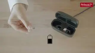 ReSound ONE: Place hearing aid in Standard charger