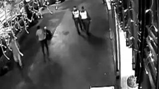 A budapesti robbant&aacute;s biztons&aacute;gi kamera felv&eacute;tel&eacute;n