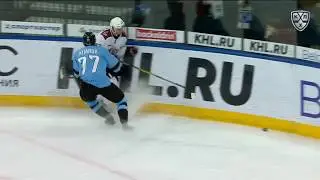 Kitarov lays solid hit on Slepets