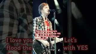 #RobThomas #GrammyWinner #MusicFans #Vocalist #MusicalJourney #SongOfTheDay #AcousticSession