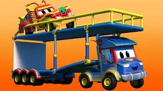 CHINEES NIEUWJAAR: de RACEDRAAKWAGEN rijdt voorop bij de PARADE