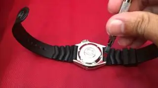 Как снять безплечевой пружинный стержень Seiko на SKX007