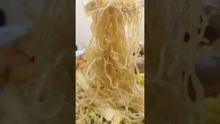Pancit bihon #satisfying  #youtubeshorts  #asmr  #shortsvideo  #food #viral #viralvideo #pancit