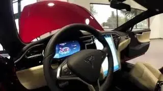 TESLA VISIT: Rear Cup Holder Console Demo