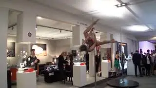 Baselworld Offshore Limited Pole Dance Show Milla Anais NaNa Lou Ludovic Olivier Koenig