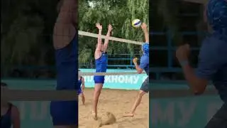 Наш легендарный турнир по волейболу Cleantown Media Cup пройдет 13 июля. Трек сгенерировали ИИ 😎