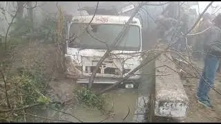 Tata trailer accident | out of control truck tipper