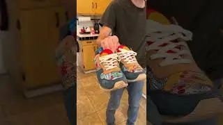 🧊 Use ice to stretch shoes that are too snug
