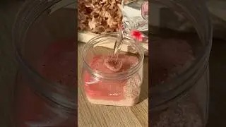 Exfoliante corporal casero 🫧🍓🫐 #asmr #diy #exfoliante #bodyscrub #selfcare #thatgirl