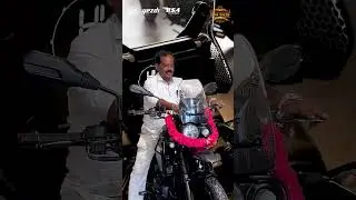 🎉 Another proud Yezdi owner is born! 🏍️💨#bikelovers #happycustomer