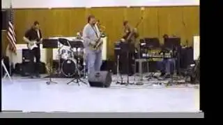 Frank Mochol performing 