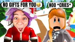 TROLLING KIDS AS SANTA
