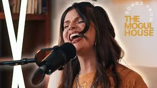 Luke & Lorelai - Anna Dellaria | Live at the MOGUL HOUSE #musicvideo #livemusic #indiepop