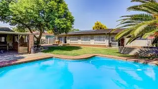 Spacious family home with pool and entertainment lapa in boomed off area