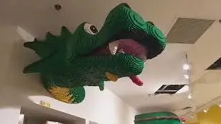 Lego shop in Paris