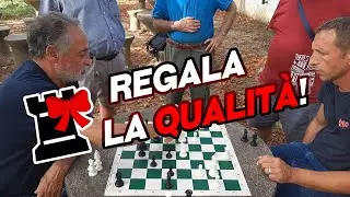 Scacchista generoso elargisce qualità per riequilibrare la partita