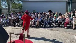 Que le pestacle commence ! (pr&eacute;sentation)