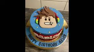 Торт для мальчика в стиле игры Roblox. Torte Roblox für Jung