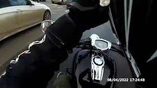 Yamaha XVS 1300 Stryker / Vance & Hines / Moscow traffic