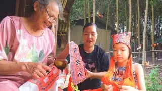 Leaving My Poultry Farm, I Enjoy Happy Moments With My Mom. Amy Forest life