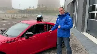 Informationsvideo zur richtigen Sitzposition und zum richtigen Anschnallen bei Pistenclub-Trackdays