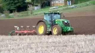 John Deere 6170R With Kverneland Ploughing