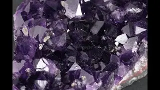 ウルグアイ産アメジスト (紫水晶) クラスター 237g / Amethyst Cluster