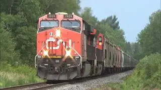Friendly Crew on Extra Potash Trian CN 596 approaching Salisbury, NB