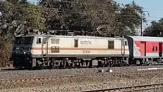 118 Km/Hour High Speed Super Fast Train || Pessenjar Super Fast Train || Indian Super Fast Train 🚂🚂🚂