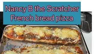 French Bread pizza #easyrecipe #pizza #fypyoutube. #recipeshorts  #pizzarecipe #frenchbread