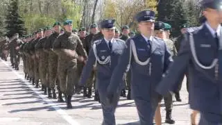 Salwa honorowa i defilada 2 maja 2017 r. w Bartoszycach