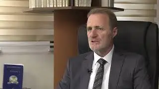 Botohet numri i par&euml; i revist&euml;s 
