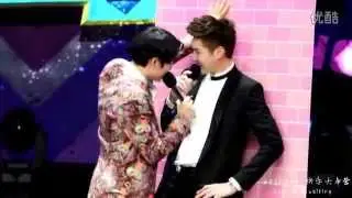 [FANCAM] Kris Wu and William Chan interactions Happy Camp