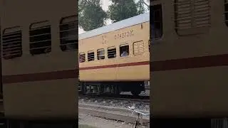 15531 Jansadharan Express #train #railwaycontent #railway #indianrailways