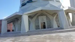 Altunizade İlahiyat Fakültesi Câmii öğlen ezanı okuyan Hasan Lütfi RAMAZANOĞLU