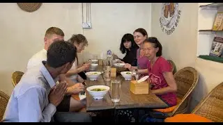 Australian, British & Chinese Friends Explore Kathmandu